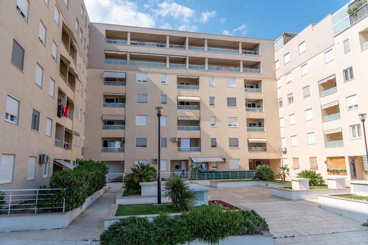 Apartment Suncica Сплит Экстерьер фото