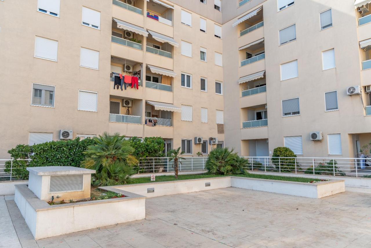 Apartment Suncica Сплит Экстерьер фото